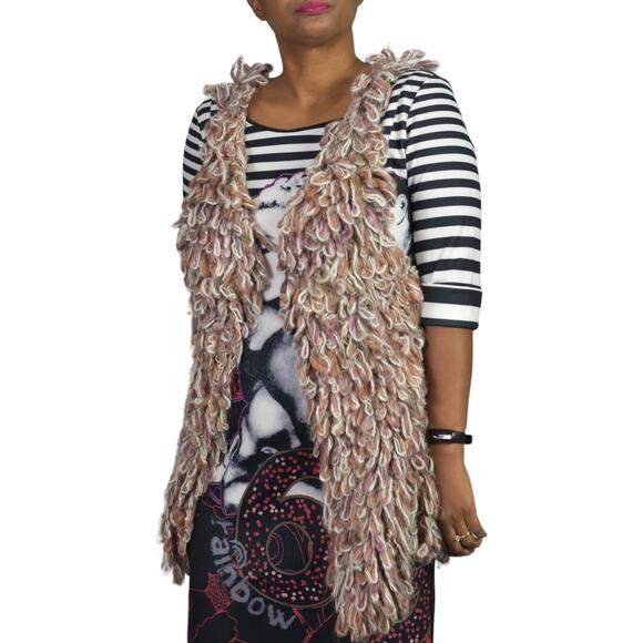 Hand Knit by Dollie Vest Tan Loop Yarn Alpaca Chunky Shaggy Wearable Art Large - Picture 13 of 15